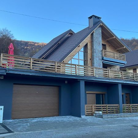 Villa Lake House マヴロヴォ エクステリア 写真